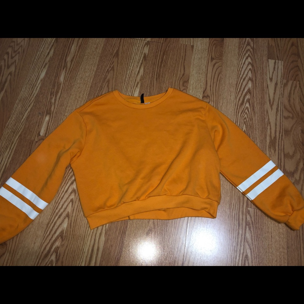 Yellow Croptop from H&M!